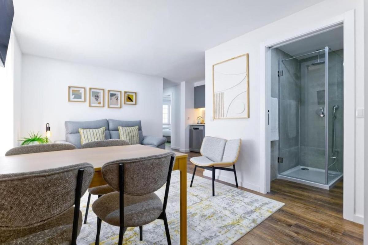 Apartment Here Will Have A Wonderful & Memorable Stay!